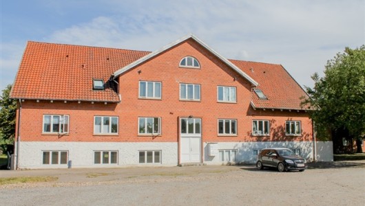 Lejlighed 2 værelses centralt i Billund
