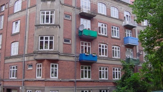 Lejlighed En flot herskabelig lejlighed i ejendom med elevator