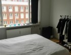 Værelse Lyst værelse med fransk altan udlejes i Storkøbenhavn
