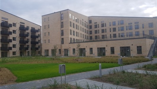 Værelse Værelse i nybygget lejlighed på 4. etage lige ved S-tog station tæt på DTU