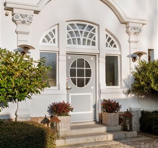 Hus/villa 11 værelser for 80.000 kr. pr. måned