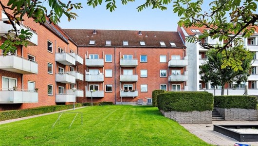 Lejlighed 75 m2 lejlighed på Dr. Lassens Gade