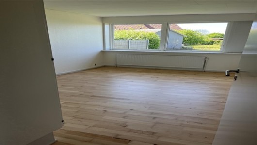 Lejlighed 75 m2 lejlighed på Åbakken