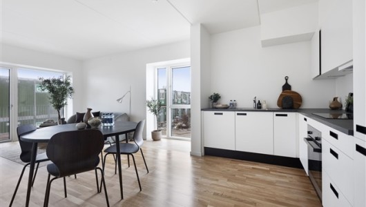 Lejlighed Kalvehaven, 80 m2, 3 værelser, 9.450 kr.