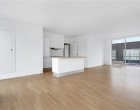 Lejlighed Penthouse lejebolig med stor solrig altan og køkkenalrum