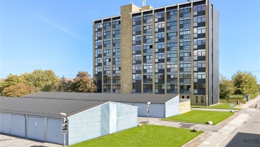 Lejlighed 146 m2 lejlighed med altan/terrasse