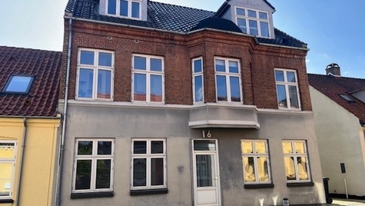 Lejlighed 3 værelser for 6.750 kr. pr. måned