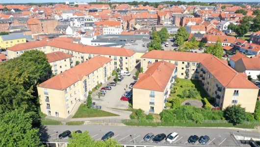 Lejlighed Fin 2 værelses i hjertet af Viborg