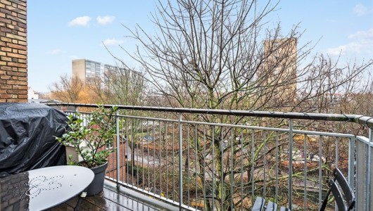 Lejlighed Fuldt møbleret lejlighed med to altaner Lejlighed Fuldt møbleret lejlighed med to altaner