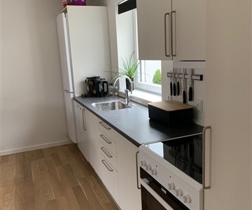 Lejlighed Jyllandsgade, 92 m2, 3 værelser, 8.500 kr. Lejlighed Jyllandsgade, 92 m2, 3 værelser, 8.500 kr.