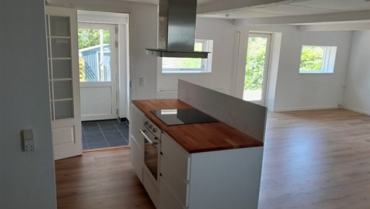 Hus/villa Lille hus med lille have