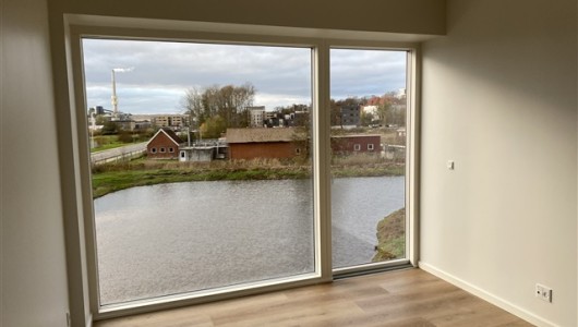 Lejlighed Lækker delevenlig 3. Værelses lejemål