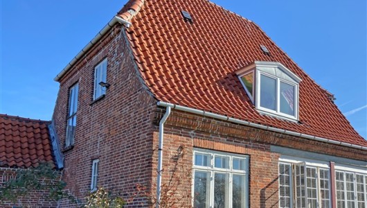 Hus/villa Møbleret murermestervilla på 175 kvm. i 2 række til vandet