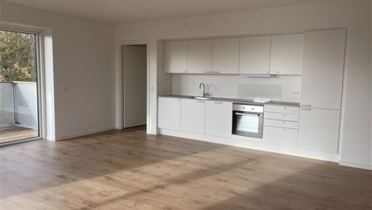 Lejlighed Nyere 3-vær. Lejligheder på drejens!