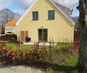 Lejlighed På landet i Abbetved med skøn udsigt.