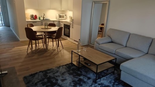 Værelse Room in 80 sqm apartment in Skovlunde