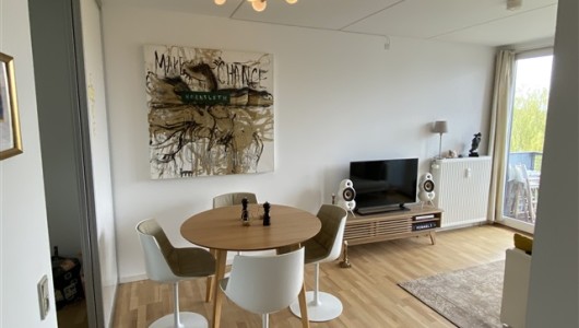 Lejlighed Udlejer 49m2 bolig i Gentofte ved Jærgersbog St. for 6800,-/måned