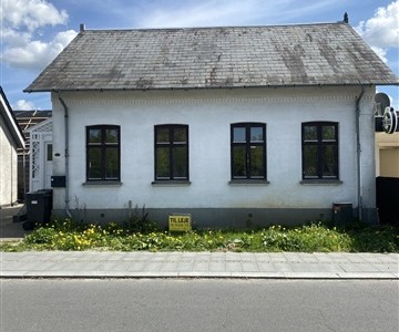 Hus/villa 119 m2 - 5 - værelser - 6.295 kr.