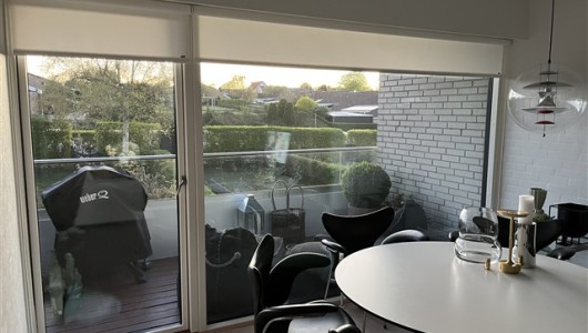 Lejlighed 2 værelses 67 m2 med altan