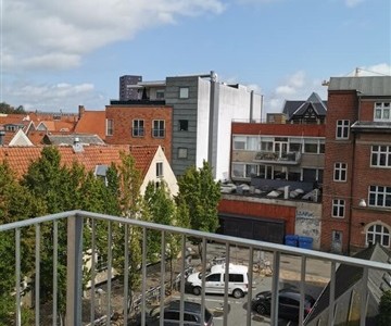 Lejlighed Flot lejlighed i Odense C med altan Lejlighed Flot lejlighed i Odense C med altan