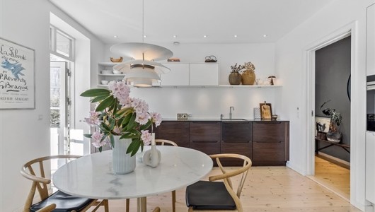 Lejlighed Lejlighed Charlottenlund – rådhusvej med stor privat have