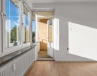 Lejlighed Lejlighed på øverste etage i rolige omgivelser – centralt i Odder