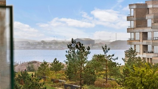 Lejlighed Lækker lejlighed i Hellerup med altan og udsigt over Øresund Lejlighed Lækker lejlighed i Hellerup med altan og udsigt over Øresund