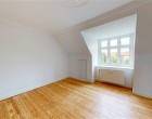 Lejlighed Moderne tagbolig i Charlottenlund!