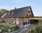 Hus/villa Rødstensvilla med have og garage