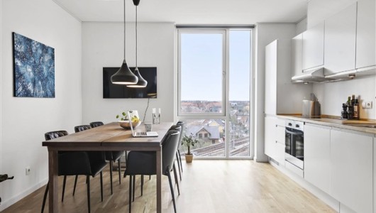 Hus/villa TagKronen - Unik 5-værelses rækkehus på toppen af Vanløse med egen altan og plads til hele familien