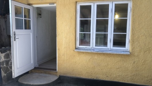 Lejlighed 34 m2 - 2 - værelser - 4.495 kr. Lejlighed 34 m2 - 2 - værelser - 4.495 kr.