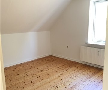 Lejlighed 65 m2 - 3 - værelser - 5.495 kr.