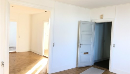 Lejlighed 95 m2 - 3 - værelser - 5.395 kr.