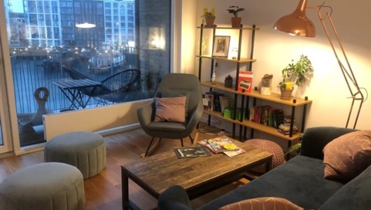 Værelse Amazing water view shared apartment looking for new Roomie to join!