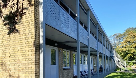 Lejlighed Dejlig, regulær lejlighed med billig husleje.