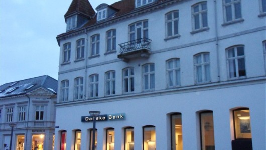 Lejlighed Flot herskabslejlighed midt på gågaden ved Store Torv.