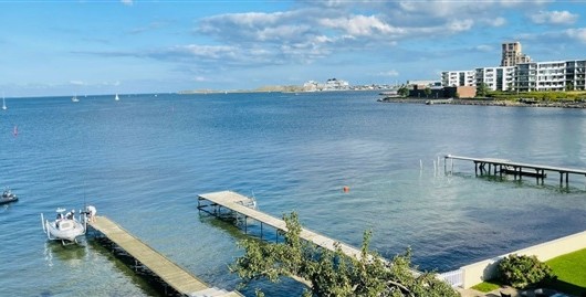 Lejlighed Frederikkevej, 140 m2, 4 værelser, 39.000 kr.