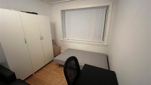 Værelse Furnished spacious room Nørrebro Station