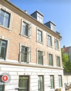 Værelse Jeg udlejer to værelses lejlighed.