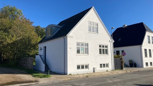Hus/villa Mulighed for delebolig - Nyrenoveret og charmerende ejendom centralt i Herning