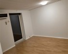 Lejlighed Til leje samlet 67 m2. Lille rækkehus på 37 m2 + 30 m2 forstue/kontor/vaskerum. For enlig eller par uden børn. 200 m2 have med terrasse 4850,- kr.
