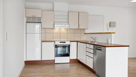 Lejlighed Veludnyttet 1 værelses lejlighed i skønne Odense<BR><BR>KUN 1 MÅNEDS DEPOSITUM Lejlighed Veludnyttet 1 værelses lejlighed i skønne Odense<BR><BR>KUN 1 MÅNEDS DEPOSITUM