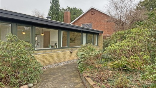 Hus/villa Villa med fire soveværelser i populært kvarter