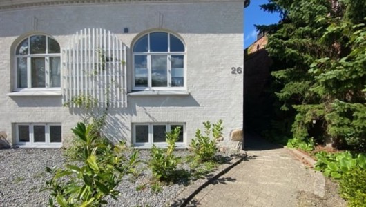 Værelse Villaværelse tæt på stationen i Hillerød