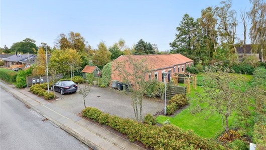 Hus/villa Østerled, 65 m2, 2 værelser, 5.735 kr. Hus/villa Østerled, 65 m2, 2 værelser, 5.735 kr.