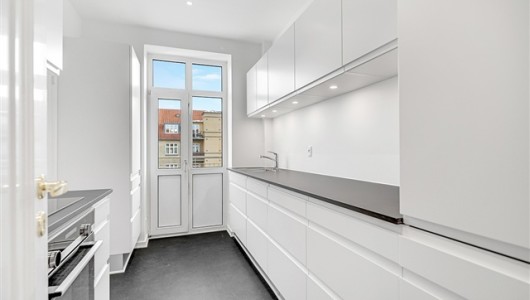 Lejlighed 110 m2 lejlighed med altan/terrasse Lejlighed 110 m2 lejlighed med altan/terrasse