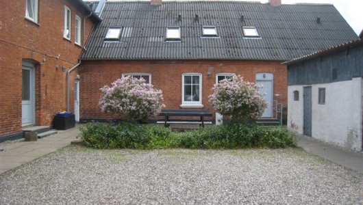 Lejlighed 2 værelses stuelejlighed, 65 m² , i midt byen af Skelund Lejlighed 2 værelses stuelejlighed, 65 m² , i midt byen af Skelund