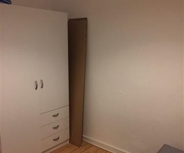 Værelse 2880 - commuter - DTU / Novo - English & Danish speaking Værelse 2880 - commuter - DTU / Novo - English & Danish speaking