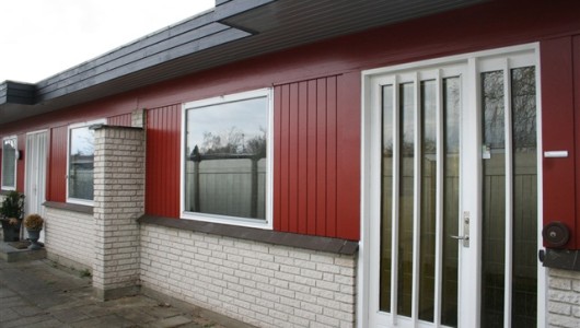 Hus/villa 2v rækkevilla med egen have i karup by. Hus/villa 2v rækkevilla med egen have i karup by.