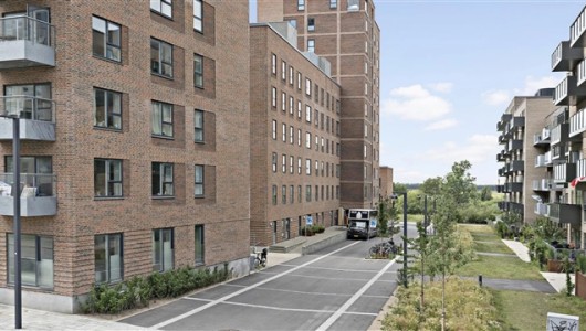 Lejlighed 3 værelses lejlighed med aftensol på altanen